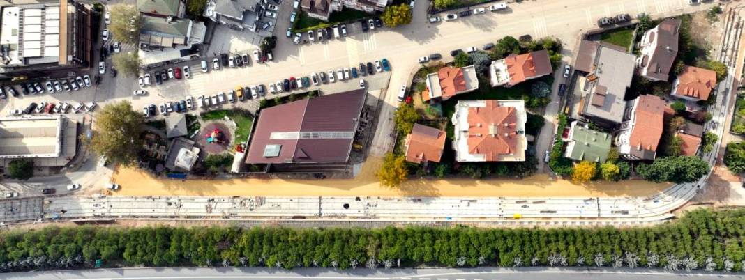 Raylar döşeniyor, şehir dönüşüyor! Kocaeli'ye dev tramvay projesi 20